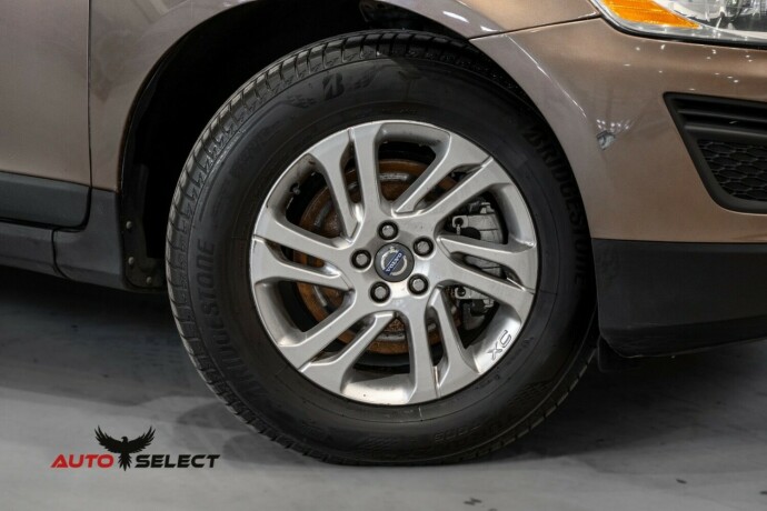 volvo-xc-60-diesel-2011-big-2