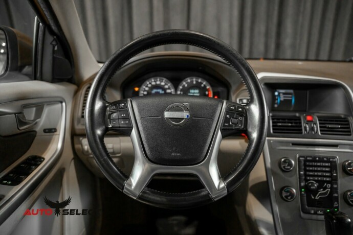 volvo-xc-60-diesel-2011-big-24