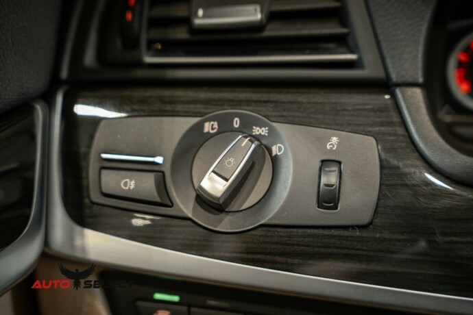bmw-5-serie-diesel-2013-big-37