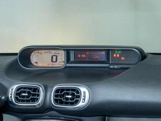 citroen-c3-picasso-diesel-2010-big-14