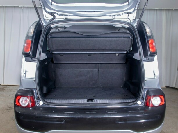 citroen-c3-picasso-diesel-2010-big-8