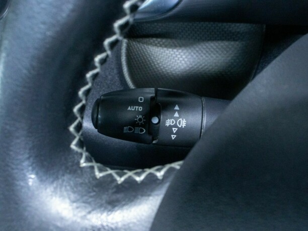 citroen-c3-picasso-diesel-2010-big-24