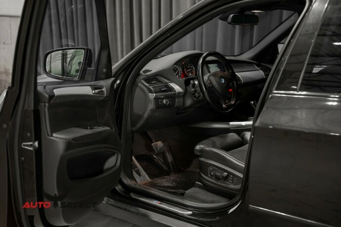 bmw-x5-diesel-2013-big-21