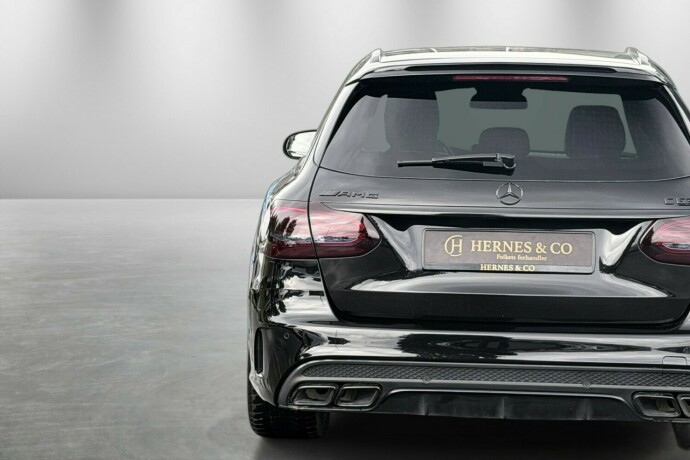mercedes-benz-c63-bensin-2015-big-9