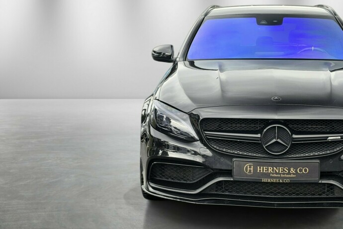 mercedes-benz-c63-bensin-2015-big-4