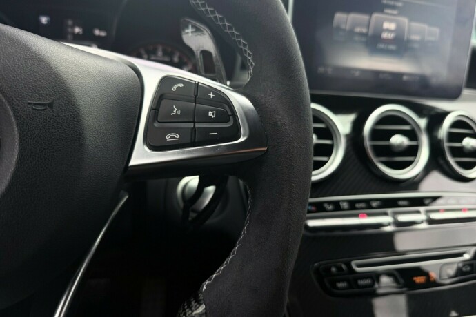 mercedes-benz-c63-bensin-2015-big-22