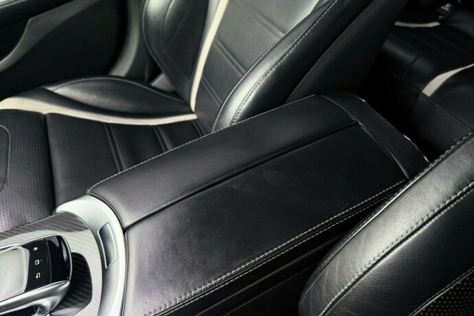 mercedes-benz-c63-bensin-2015-big-38