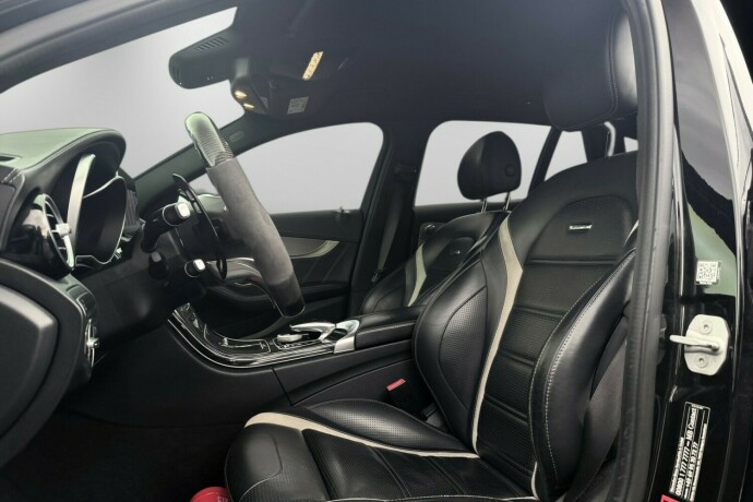 mercedes-benz-c63-bensin-2015-big-15