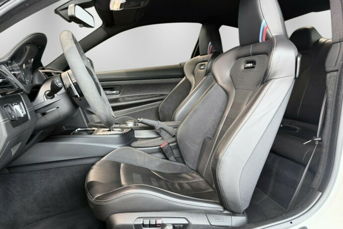 bmw-m4-bensin-2018-big-20