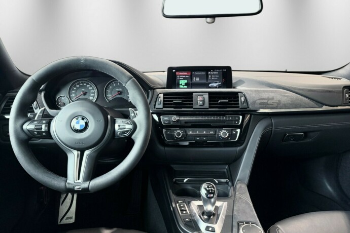 bmw-m4-bensin-2018-big-8
