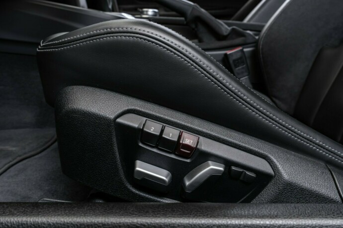 bmw-m4-bensin-2018-big-44