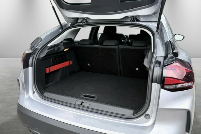 citroen-c4-bensin-2021-big-9