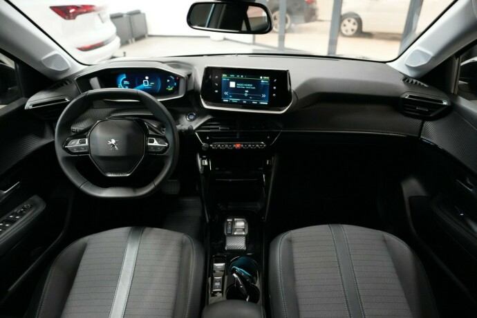 peugeot-208-elektrisitet-2022-big-9