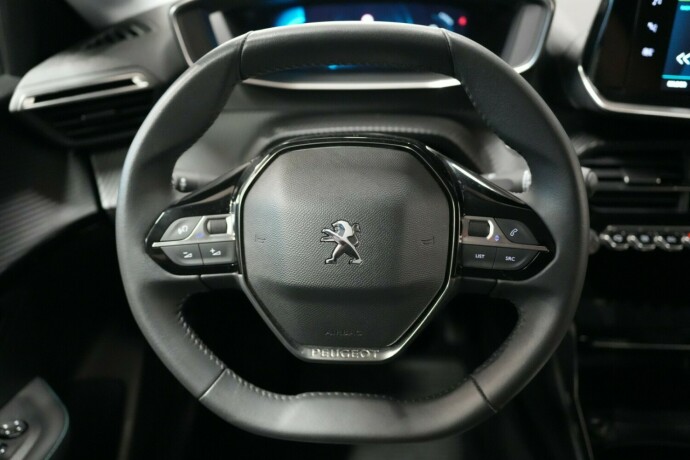 peugeot-208-elektrisitet-2022-big-11