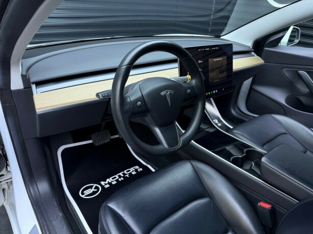 tesla-model-3-elektrisitet-2019-big-9