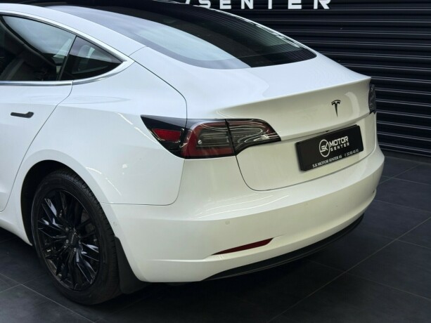 tesla-model-3-elektrisitet-2019-big-5
