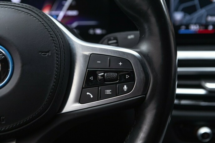 bmw-i4-elektrisitet-2024-big-11