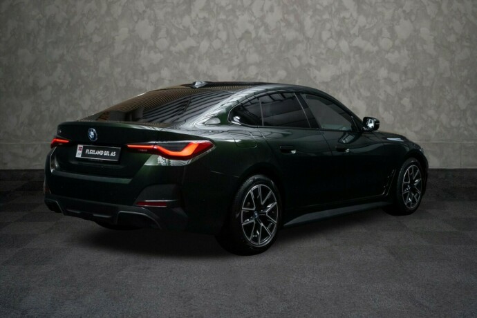 bmw-i4-elektrisitet-2024-big-6