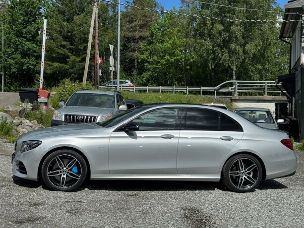 mercedes-benz-e-klasse-elektrisitetbensin-2017-big-1