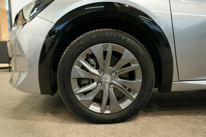 peugeot-208-elektrisitet-2023-big-21