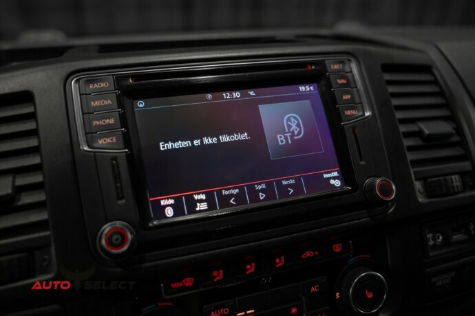 volkswagen-caravelle-diesel-2010-big-36