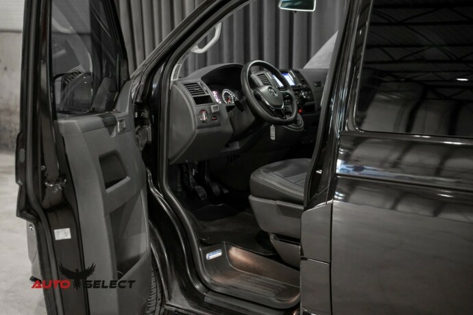 volkswagen-caravelle-diesel-2010-big-23