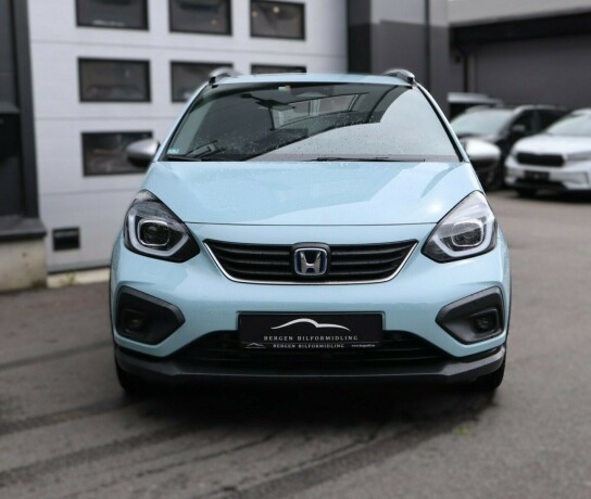 honda-jazz-elektrisitetbensin-2021-big-4