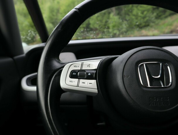 honda-jazz-elektrisitetbensin-2021-big-13