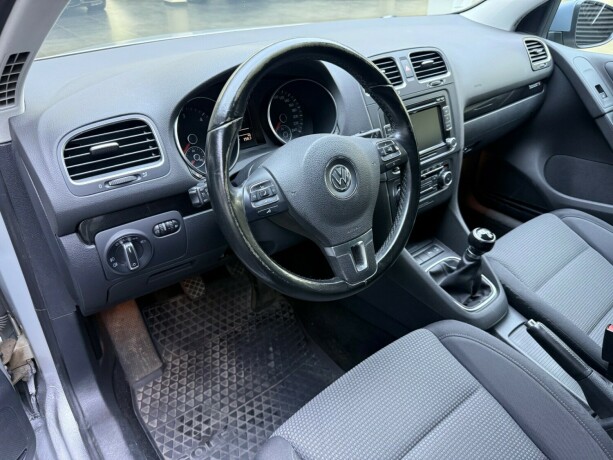 volkswagen-golf-diesel-2009-big-5