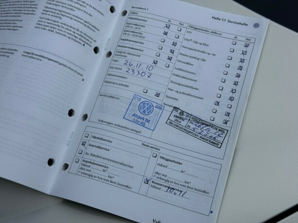 volkswagen-golf-diesel-2009-big-20