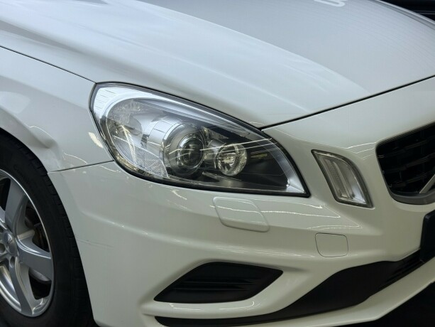 volvo-v60-diesel-2013-big-3