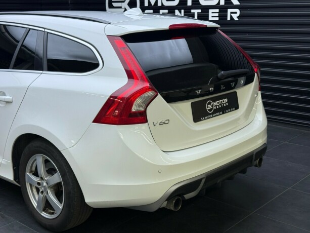 volvo-v60-diesel-2013-big-5