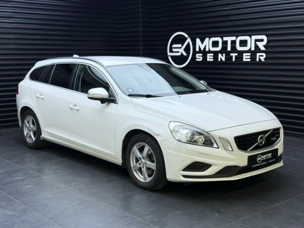volvo-v60-diesel-2013-big-0