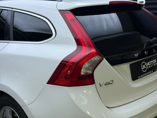 volvo-v60-diesel-2013-big-6