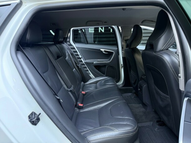 volvo-v60-diesel-2013-big-27