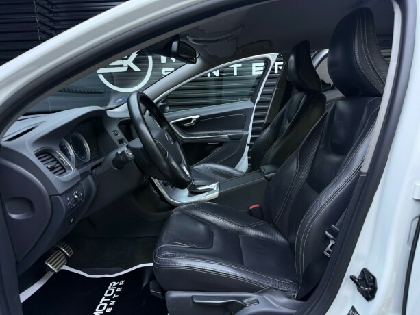 volvo-v60-diesel-2013-big-23