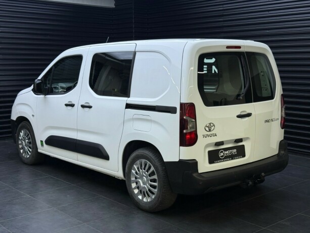 toyota-proace-city-diesel-2022-big-1