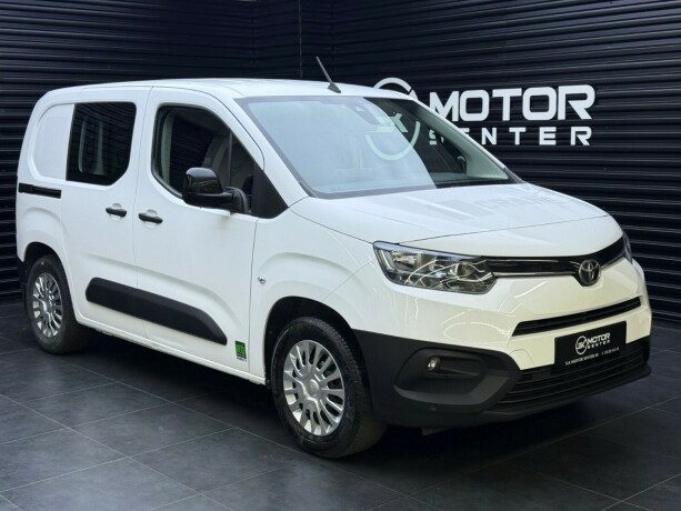 toyota-proace-city-diesel-2022-big-0