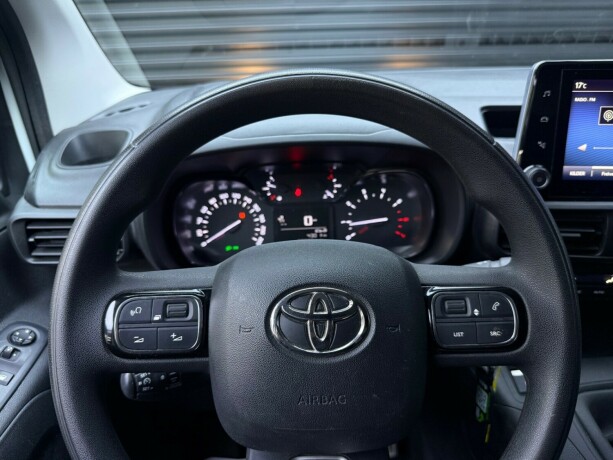 toyota-proace-city-diesel-2022-big-10