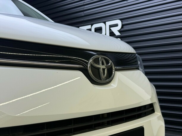 toyota-proace-city-diesel-2022-big-4