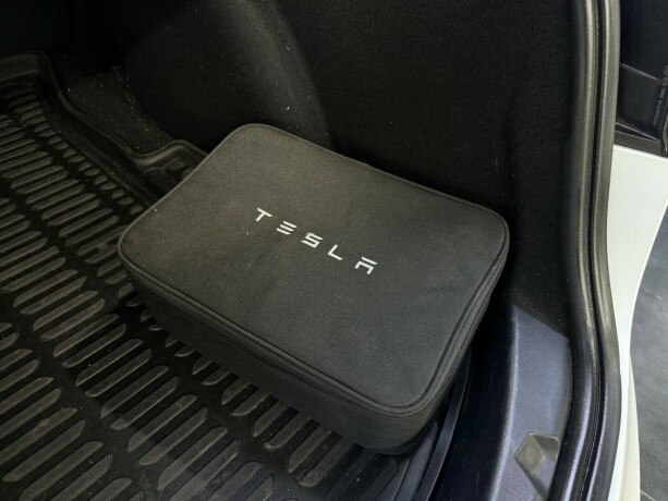 tesla-model-3-elektrisitet-2019-big-28