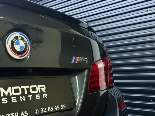 bmw-m5-bensin-2018-big-12