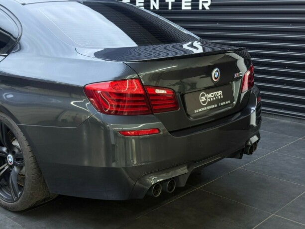 bmw-m5-bensin-2018-big-9