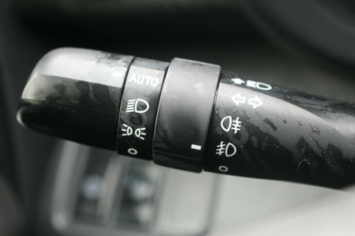 toyota-rav4-diesel-2012-big-8