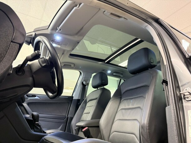 volkswagen-tiguan-diesel-2018-big-23