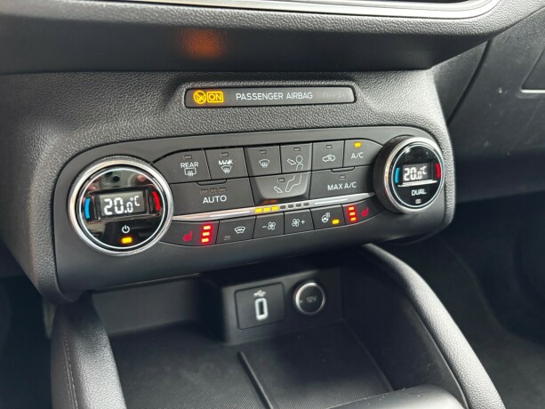ford-focus-bensin-2019-big-18