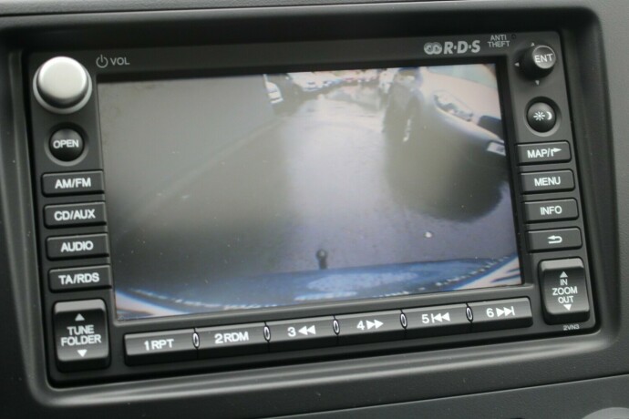 honda-cr-v-bensin-2011-big-10