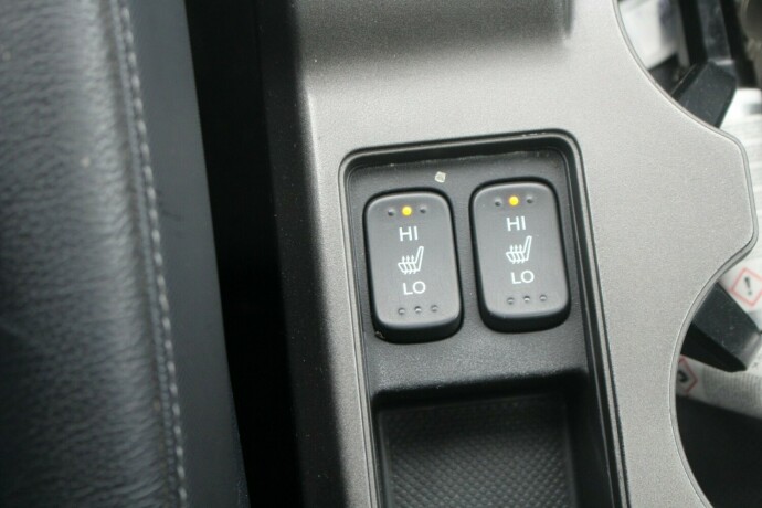 honda-cr-v-bensin-2011-big-12