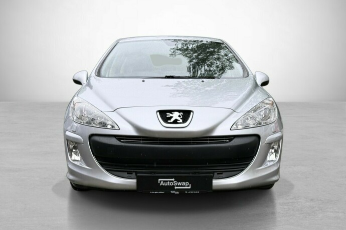 peugeot-308-diesel-2010-big-2