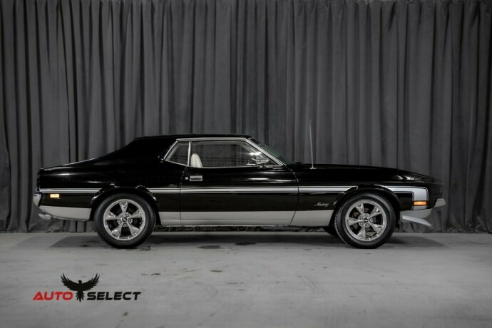 ford-mustang-bensin-1971-big-14